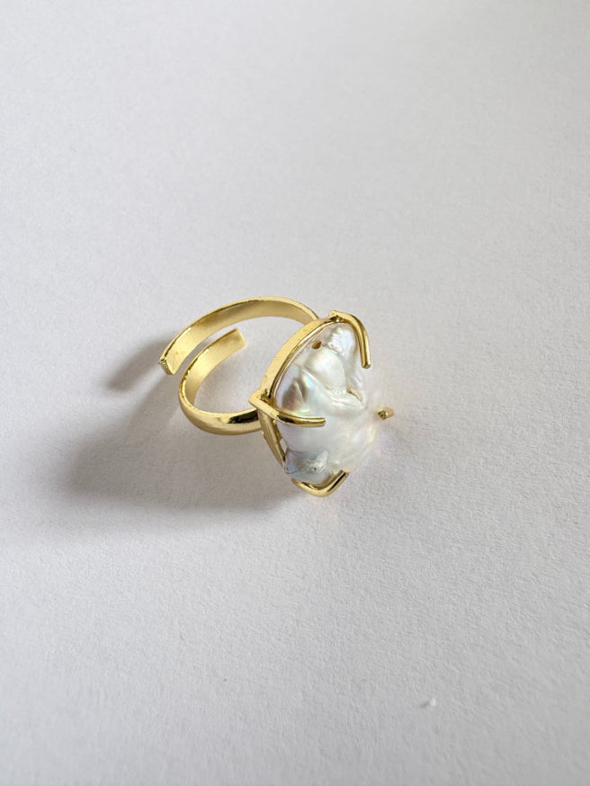 Ila freshwater baroque pearl ring