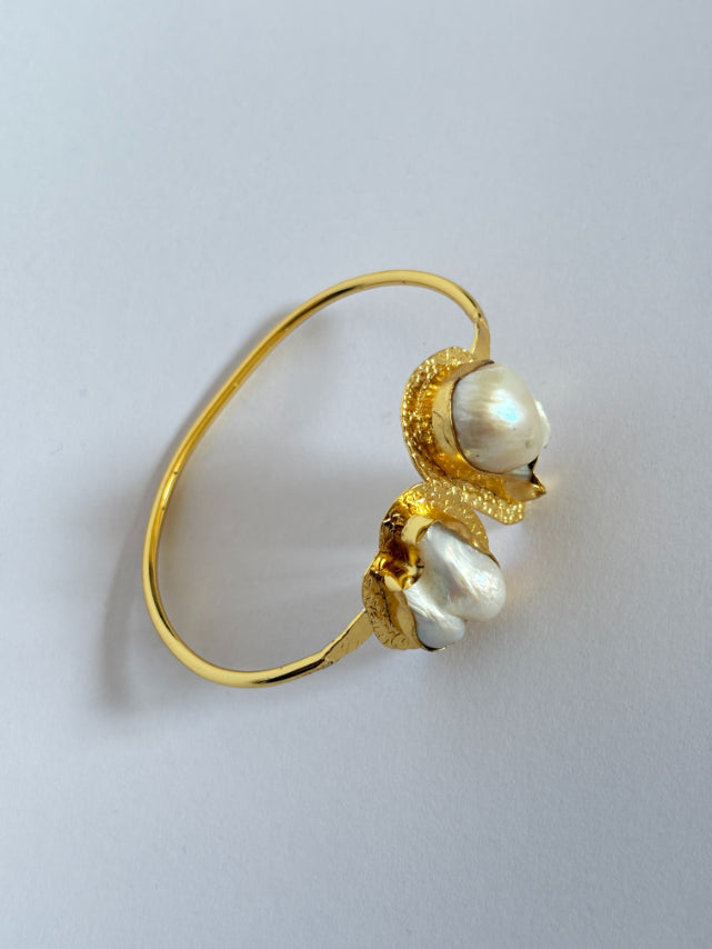 Yugma Freshwater Baroques HandCuff