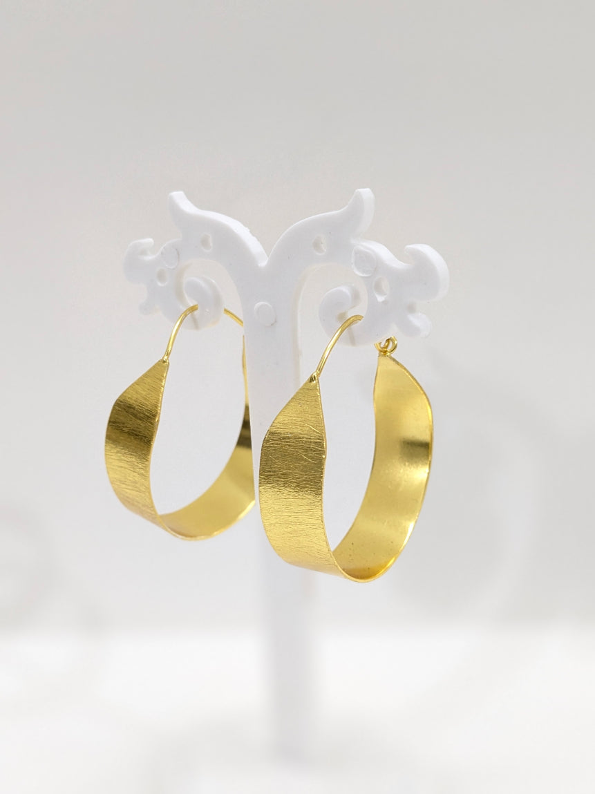 Brass Elegant Curves Hoop earring with gold plating
