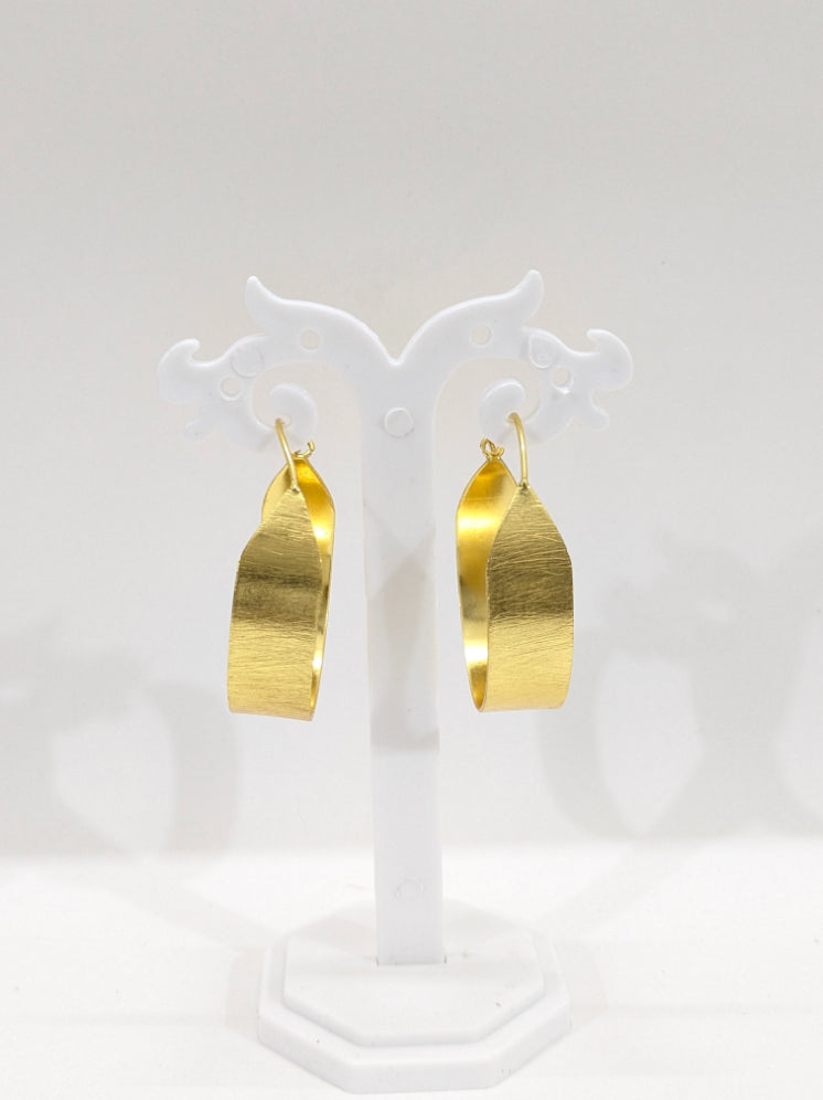 Brass Elegant Curves Hoop earring with gold plating