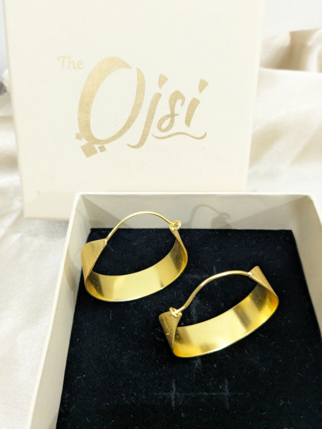 Brass Elegant Curves Hoop earring with gold plating