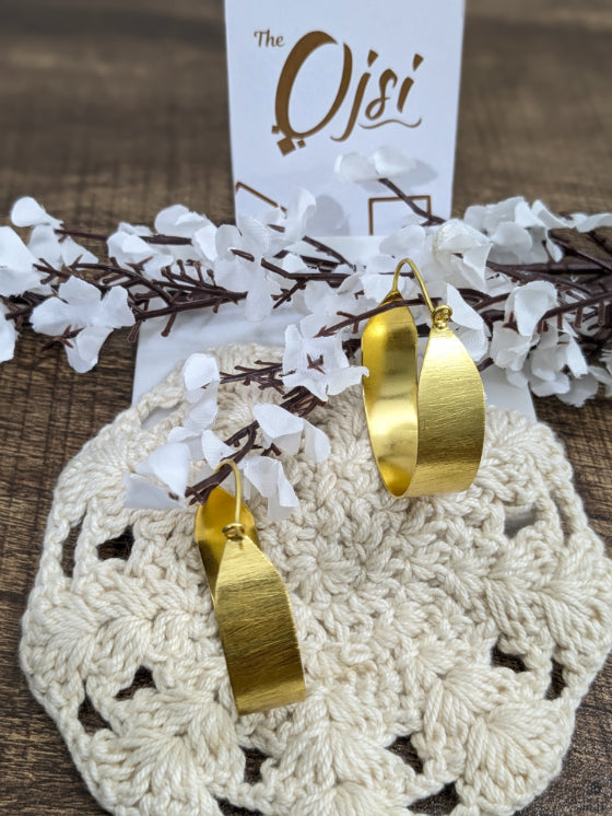 Brass Elegant Curves Hoop earring with gold plating