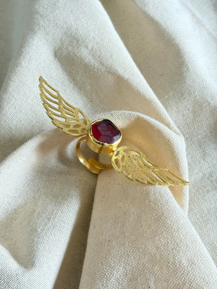 Vihara Garnet Raw stone 18K Gold-Plated brass ring