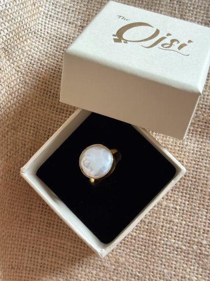 Ojaswini freshwater mother of pearl ring