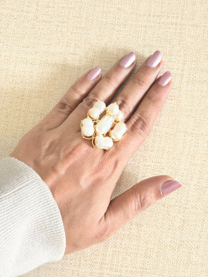 Mridu floral freshwater Baroque pearls ring