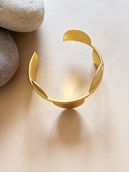 Tithi Phase 18K Gold-Plated Brass Handcuff
