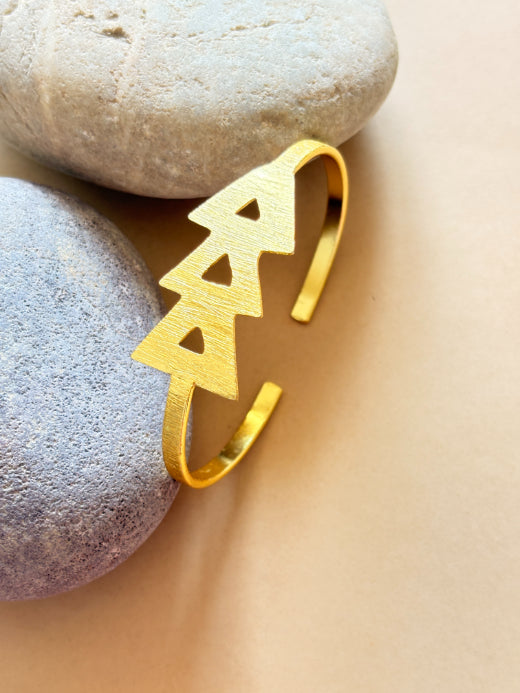 Trikona Peak 18K Gold-Plated Brass Handcuff