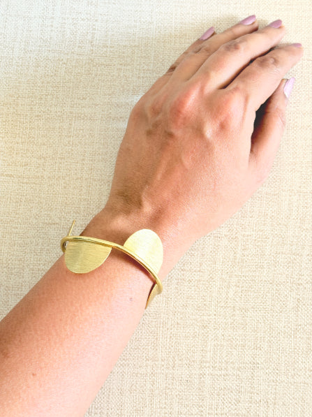 Tithi Phase 18K Gold-Plated Brass Handcuff