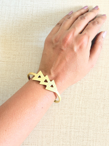 Trikona Peak 18K Gold-Plated Brass Handcuff