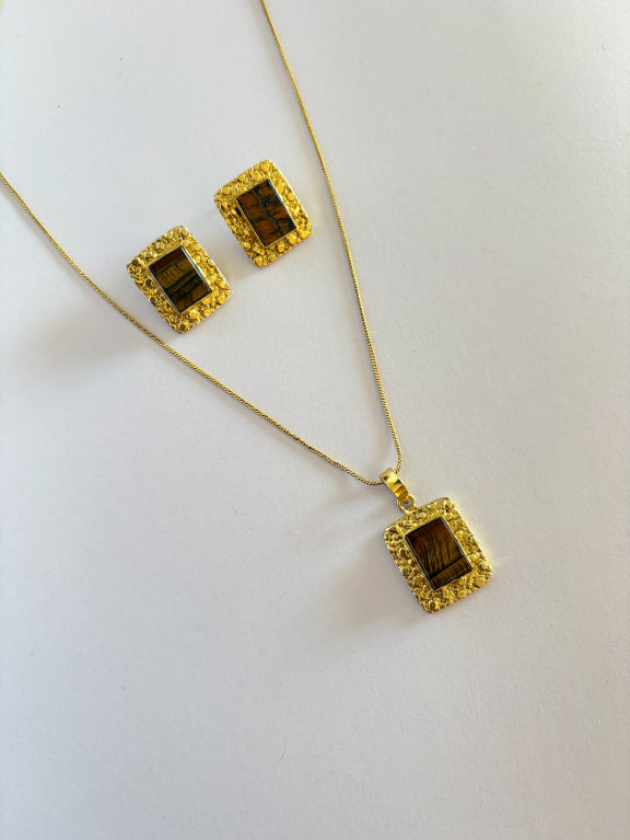 Veerika tiger's eye 18K Gold-Plated Brass Chain Pendant Set