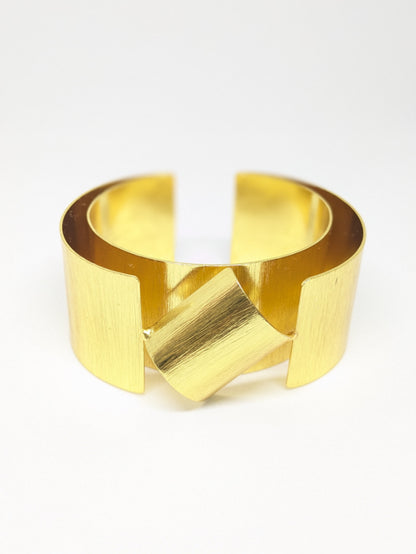 Yukta Unity 18K Gold-Plated Brass Handcuff