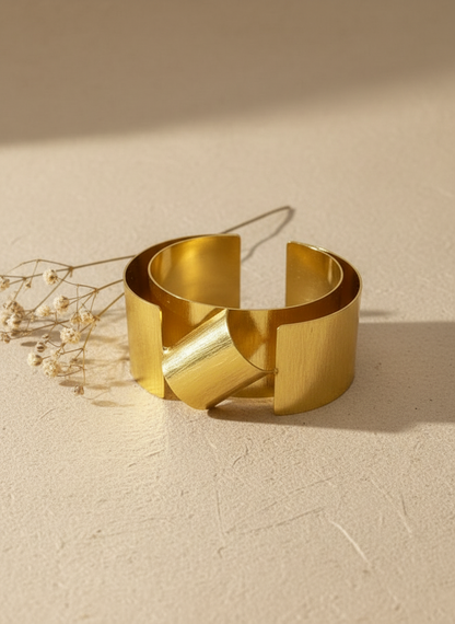 Yukta Unity 18K Gold-Plated Brass Handcuff