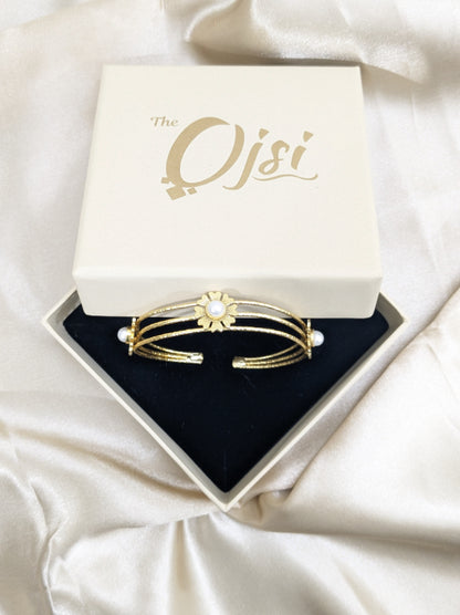 Prabha Bloom 18K Gold-Plated Brass Freshwater Pearl Handcuff