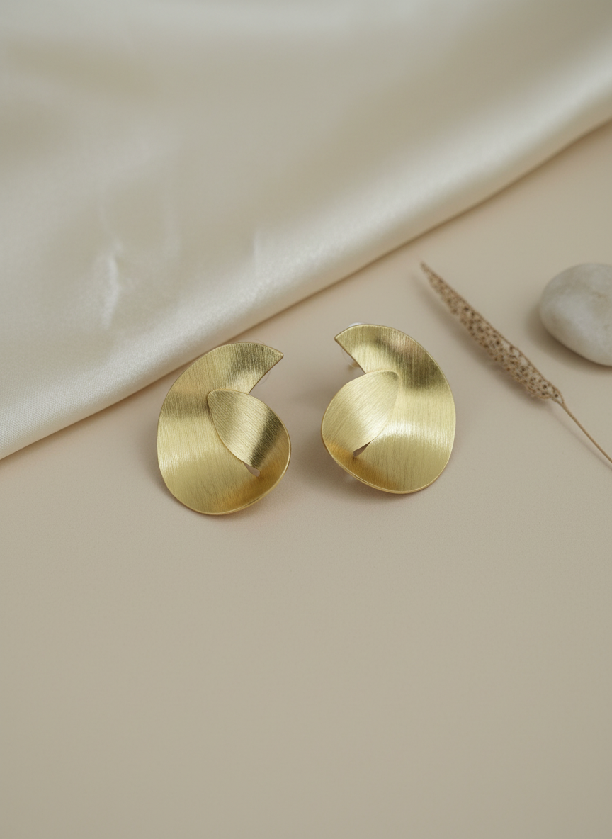 Vartuli Swirl 18K Gold-Plated brass stud earrings